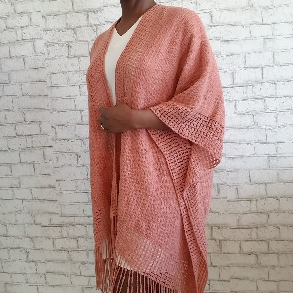 🆕️🥰BCBGMAXAZRIA Softest Kimono Cardigan